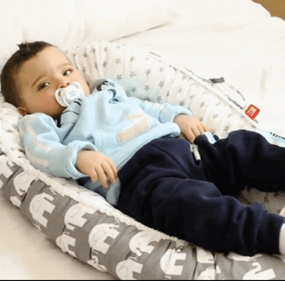 COCON POUR BEBE - ELEPHANT GRIS