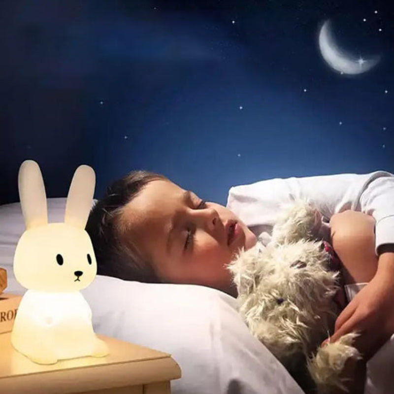 Veilleuse de nuit bebe lapin pour chambre garçon