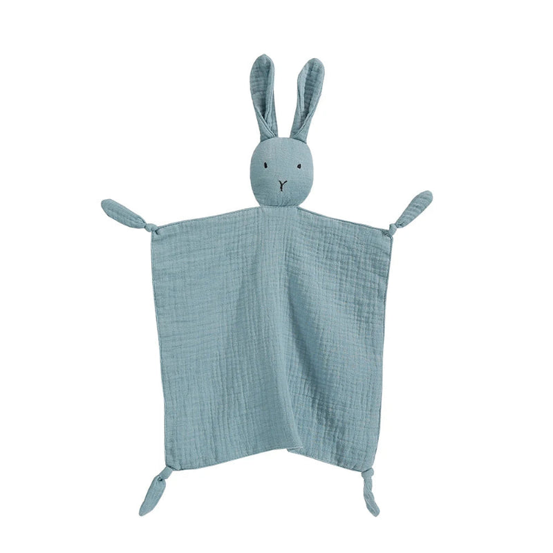 Le doudou lapin en lange bleu