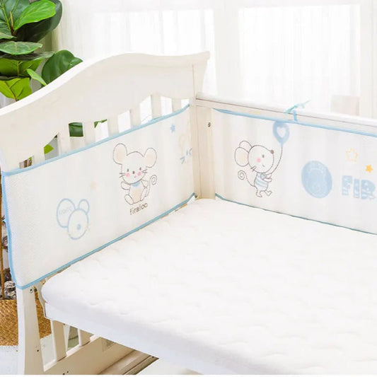 Tour de lit respirant souris avec ballons