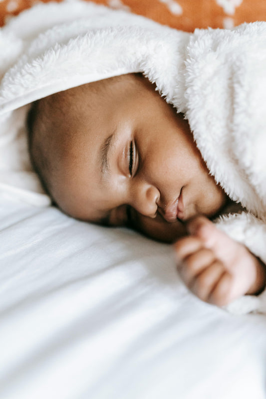 bebe-qui-dort-couverture