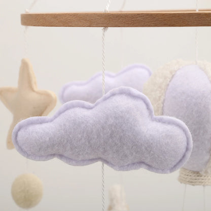 Mobile berceau bébé mouton et ballon — Décoration chambre neutre