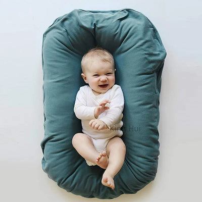 cocon bébé vert