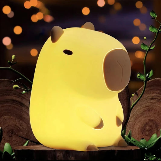 Une veilleuse pour bébé en forme de Capybara pour chambre bébé et enfant