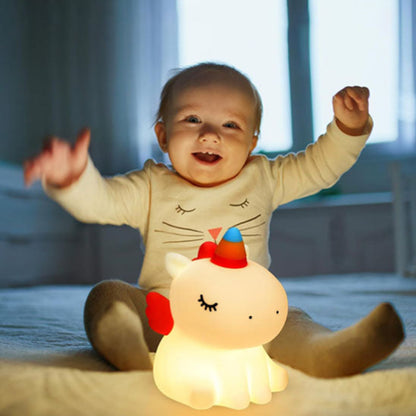 Une veilleuse bébé licorne pour chambre de fille